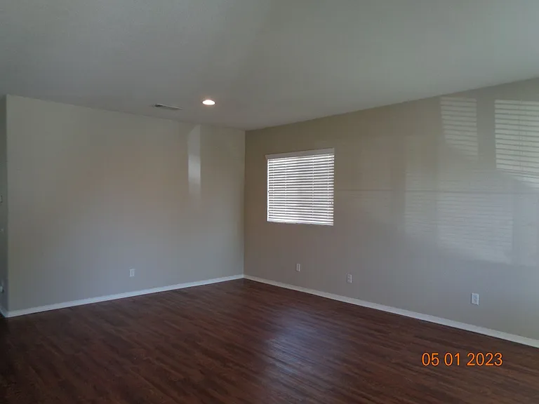 2739 Garnet Ln — Photo 10