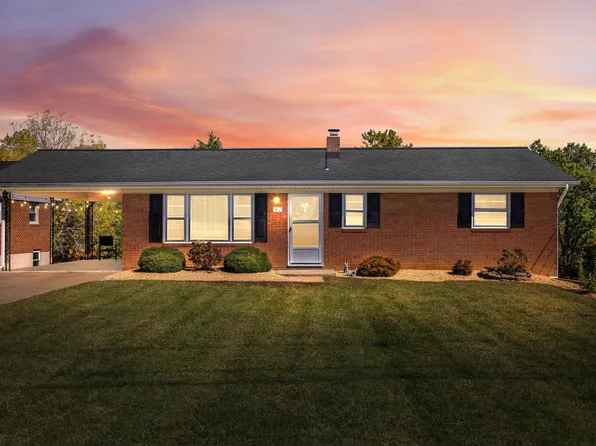 97 Hillside Dr, Verona, VA 24482
