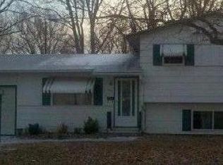 428 S Circle Dr, Derby, KS 67037