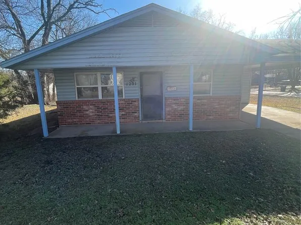 1201 E Margaret St, Shawnee, OK 74801