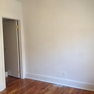 Rented by Keller Williams NYC | media 20