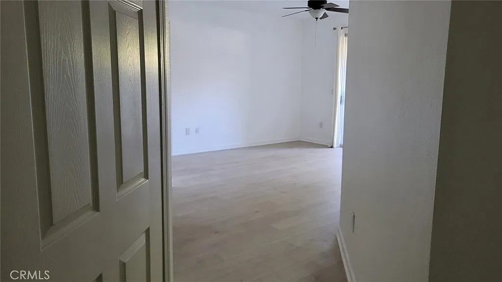 2 bed, 960 sqft, $2,300 — Photo 1