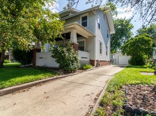 614 Hannah St, Bloomington, IL 61701