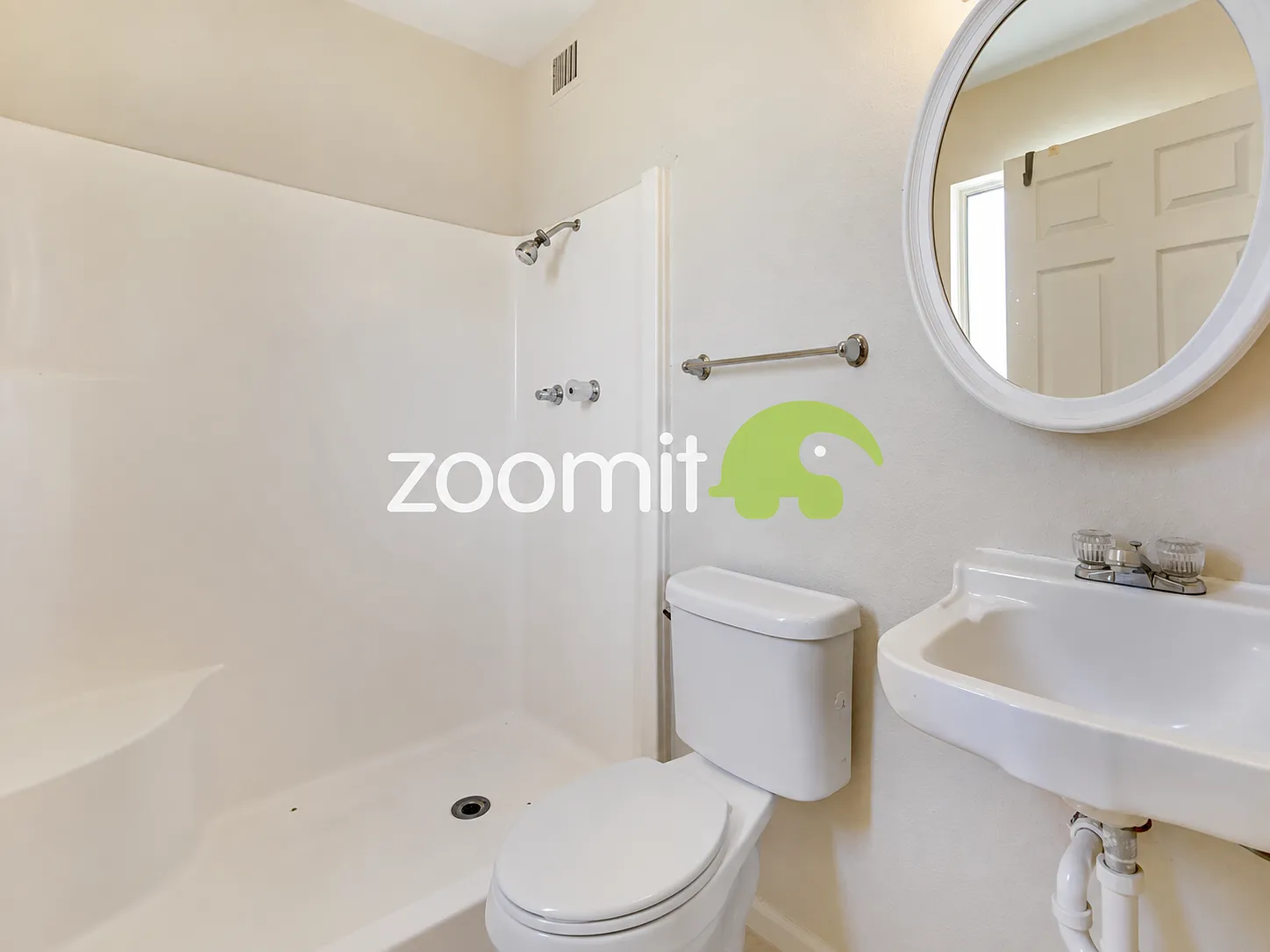 3 bed, 1320 sqft, $1,500 — Photo 4