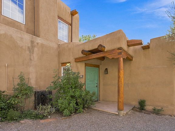 4th image of 322 Magdalena Rd #9