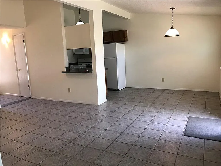 8500 Lakehurst Rd — Photo 17