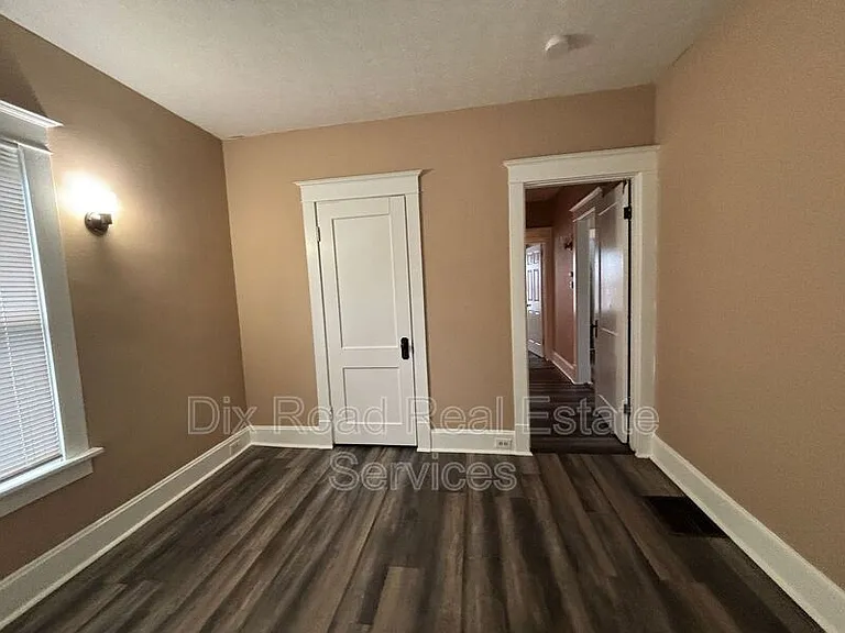 208 Garfield St — Photo 15