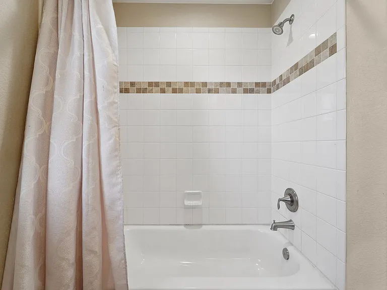 6738 Club Villa Rd — Photo 8