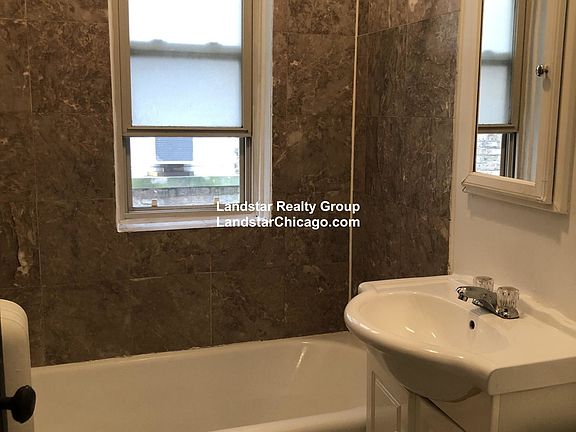 4th image of 1525 W Estes Ave APT A6