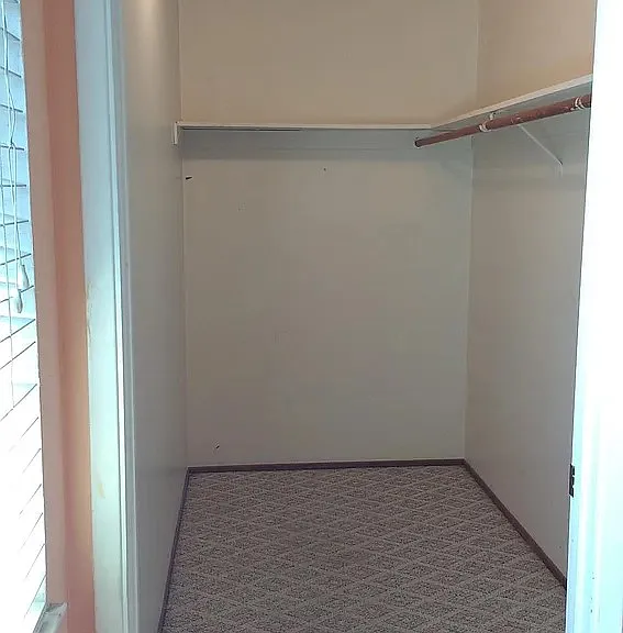Walk in Closet