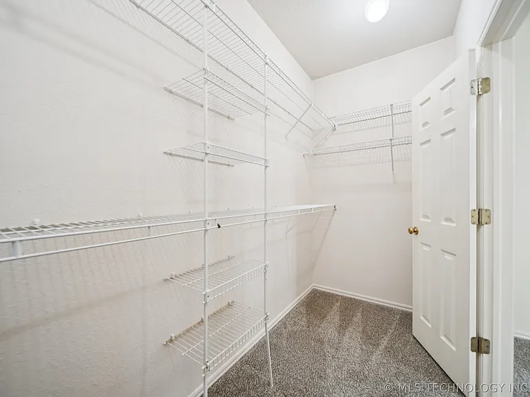 3010 E 90th Pl — Photo 12