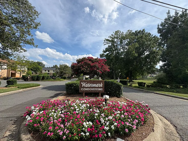 4804C Spring Lake Dr — Photo 20