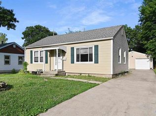 709 SW Vesper Ave, Topeka, KS 66606