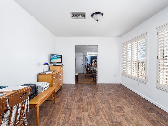 4th image of 3765 Stetson Ave