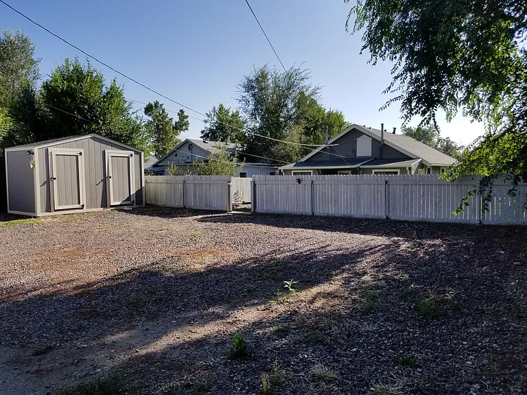 2043 Eaton St — Photo 51