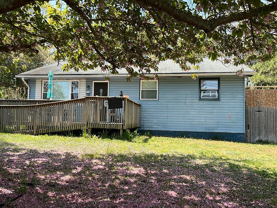 1st image of 854 Hogbin Rd