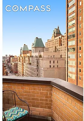 Sold by Compass | media 29