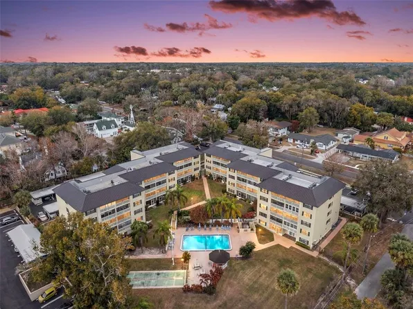 101 N Grandview St APT 206, Mount Dora, FL 32757