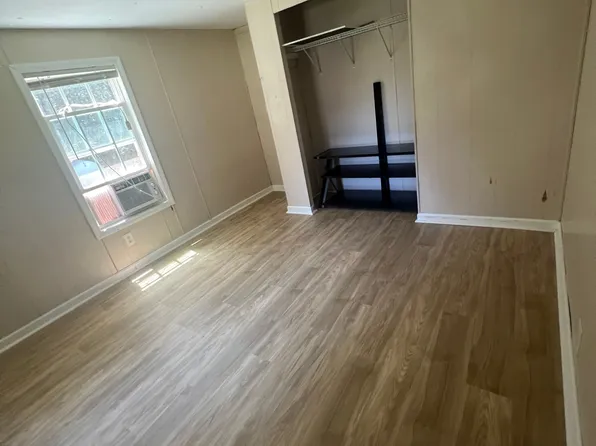 1200B Collard Valley Rd, Cedartown, GA 30125