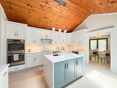 10 Winch Way, Natick, MA, 01760