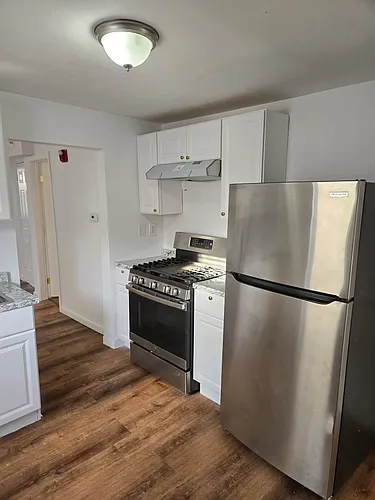 8 Cherry St #2 Photo 1