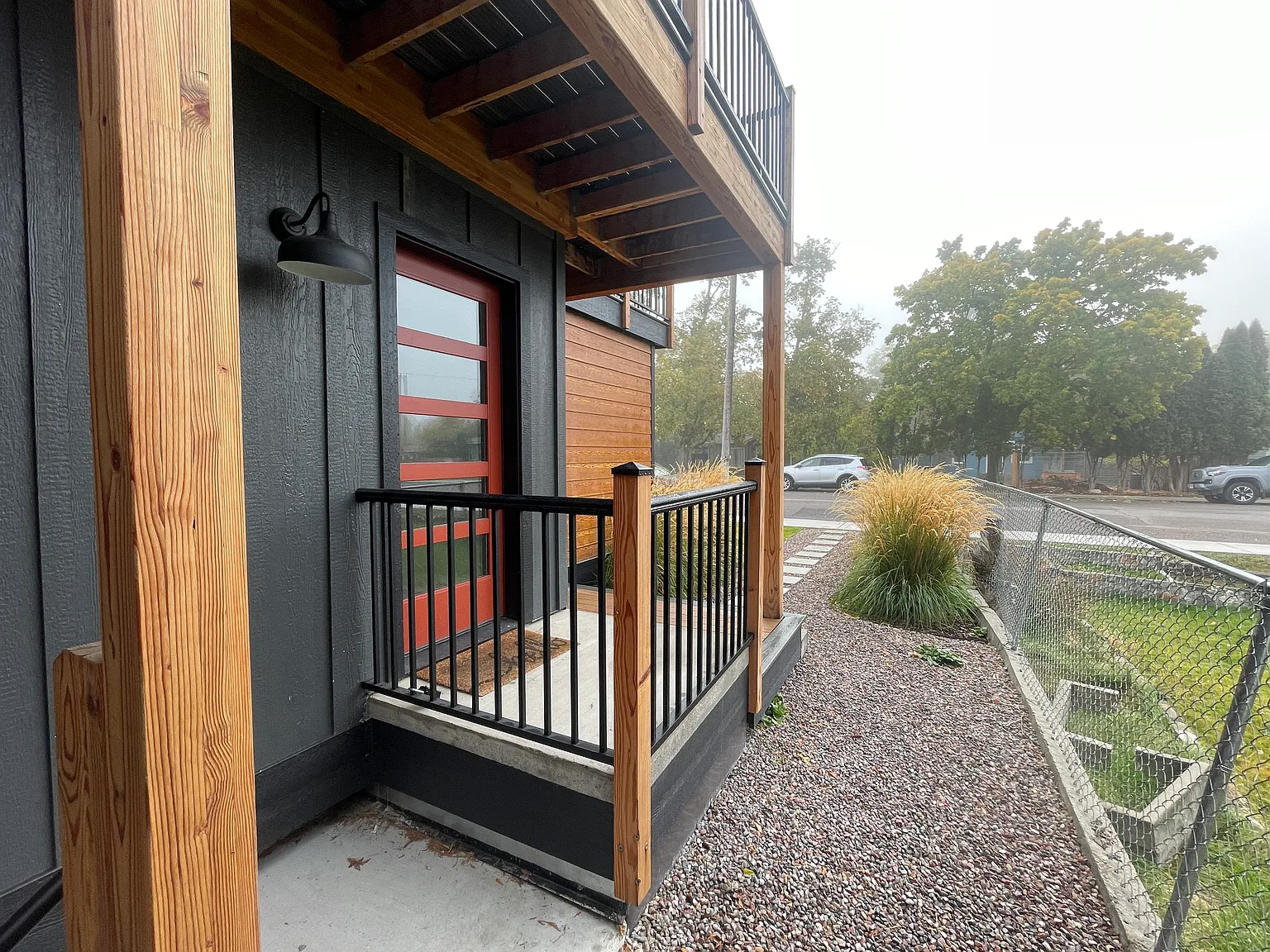 2 bed, 975 sqft, $2,200 — Photo 3