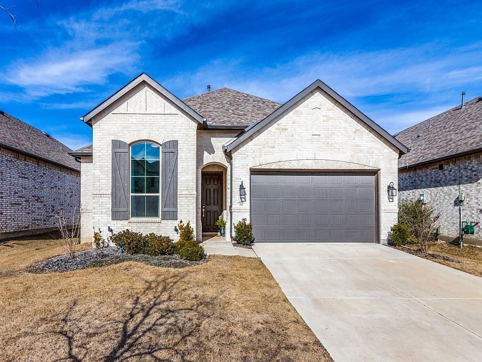 1st image of 1425 Arrowwood Dr