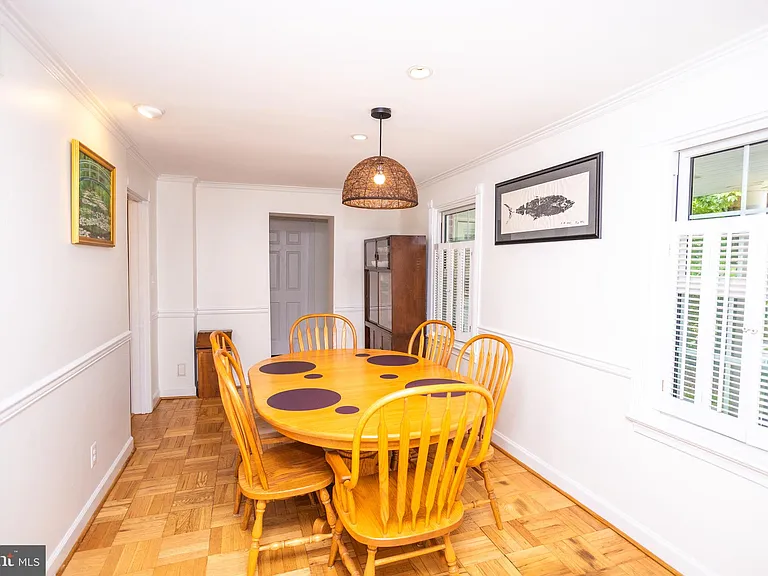 1207 N Livingston St — Photo 19