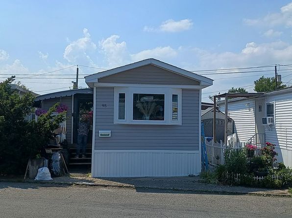 95 Bergen Blvd