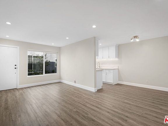 3rd image of 1128 23rd St #2