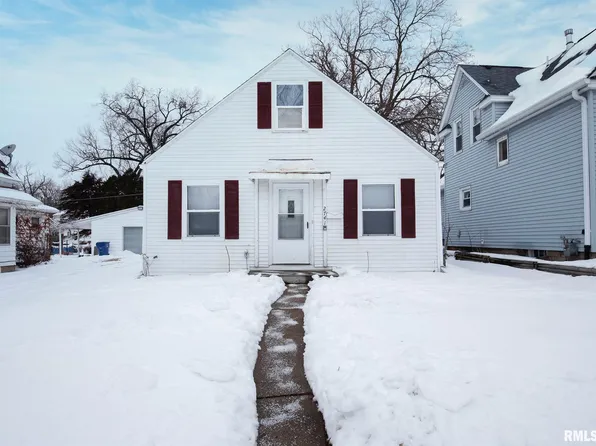 2741 11th Ave #C, Moline, IL 61265