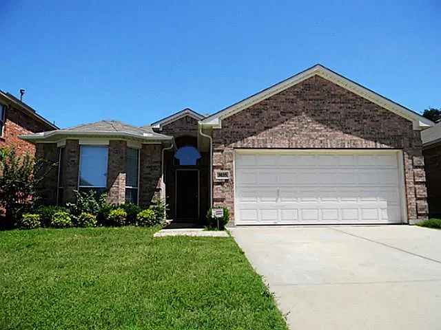 4 bed, 1644 sqft, $2,500 — Photo 1