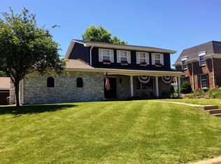 2338 Melrose Ln, Salina, KS 67401