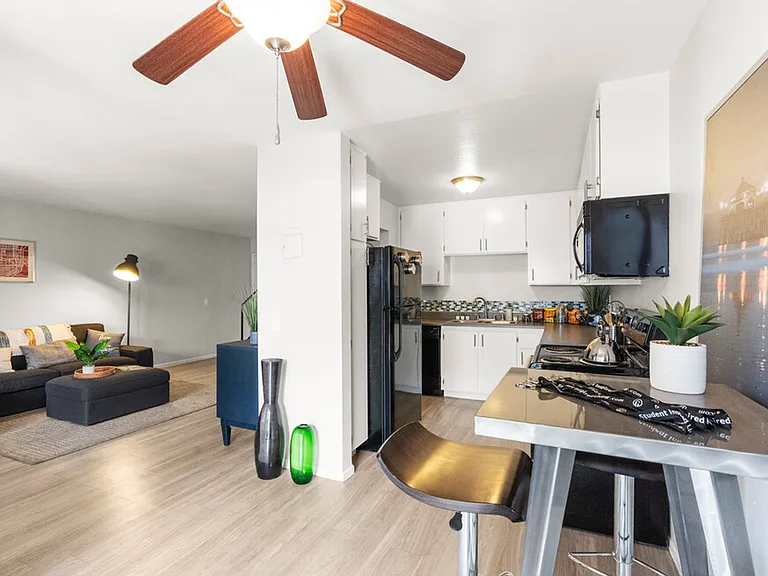 University Crest Apartments - Near UCR — Photo 43
