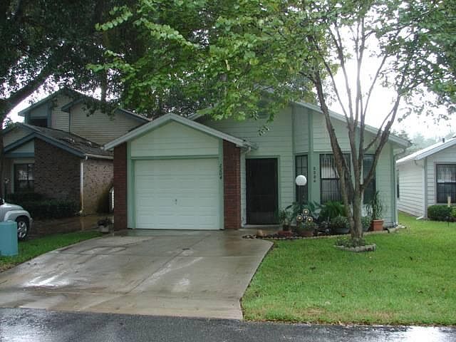 1st image of 2204 NE 39th Ave