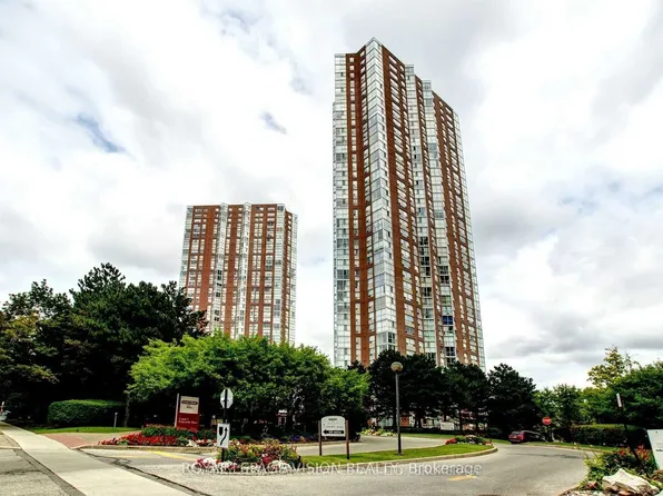 7 Concorde Pl, Toronto, ON