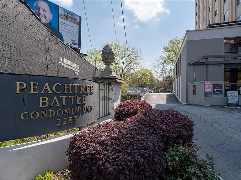 2285 Peachtree Rd NE #604 — Photo 5