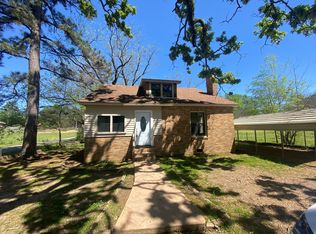 424 W 6th St, Lewisville, AR 71845