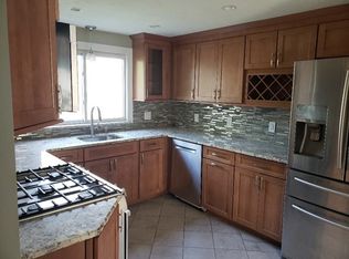 101 Faraday St #1, Hyde Park, MA 02136