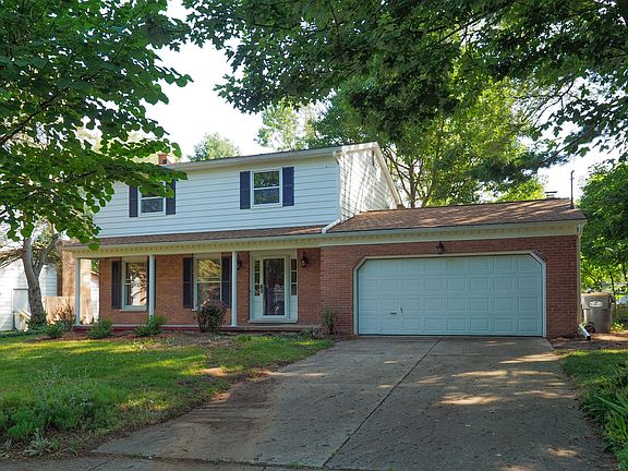 7865 Pickering St-102