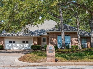 3818 Sounder Dr, Arlington, TX 76001