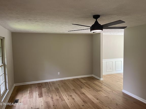 2nd image of 7200 Arlie Dr