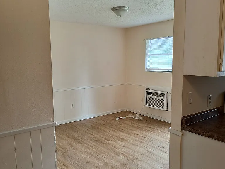 4500 Union Ave #6 — Photo 4