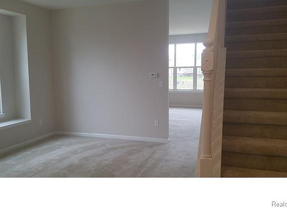 3rd image of 28503 Cottage Ln