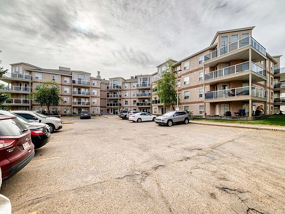 3rd image of 9704 174th St NW #331