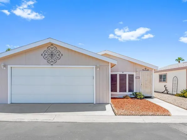 127 Hester Dr, Cathedral City, CA 92234