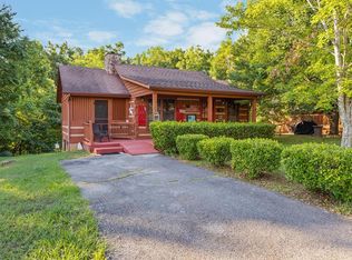 1015 Walini Way, Sevierville, TN 37876