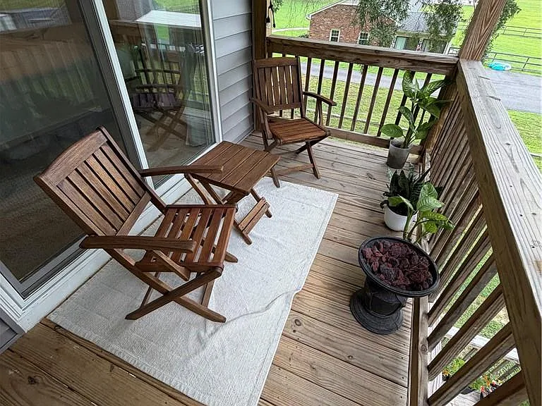 329 Forest Ave — Photo 26
