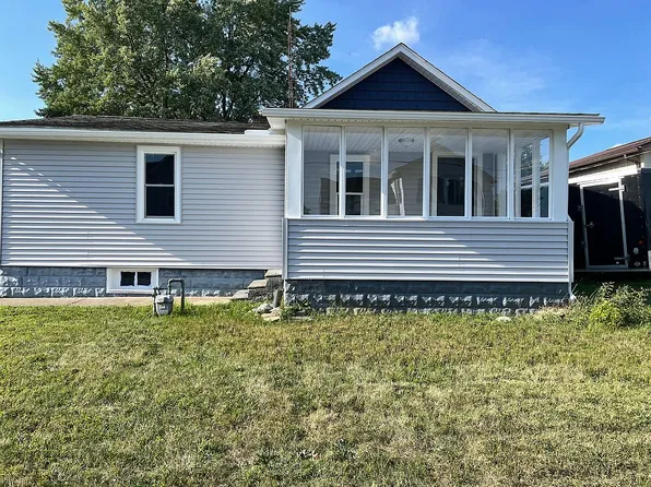 292 E McConkey St, Shreve, OH 44676