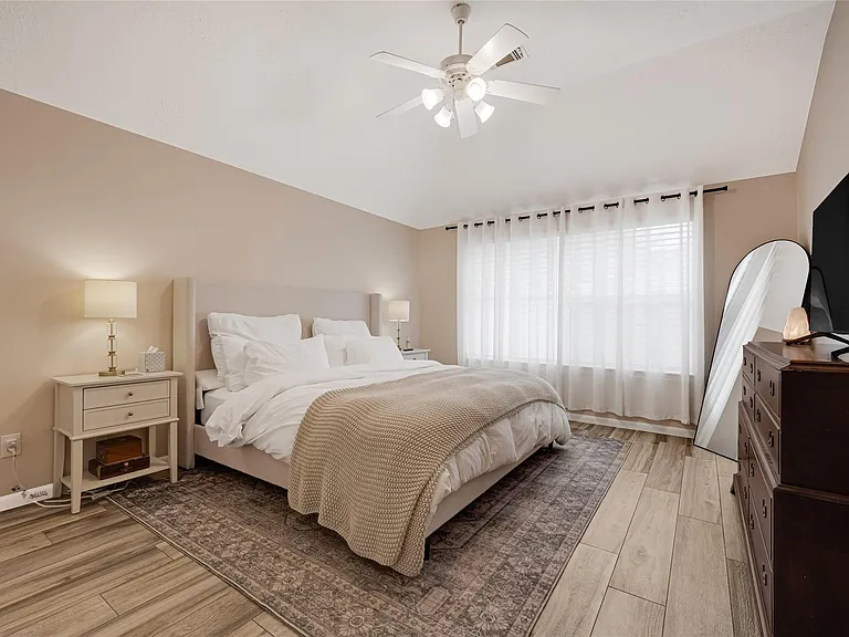 4102 Caneshaw Dr — Photo 17